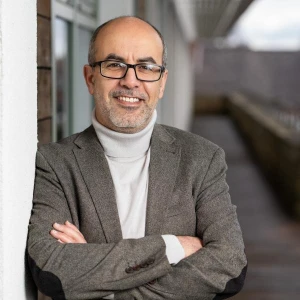 lecturer-image